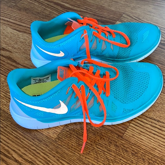 turquoise nike shoes womens